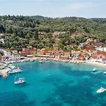 Paxos Stonehouse * Gaios